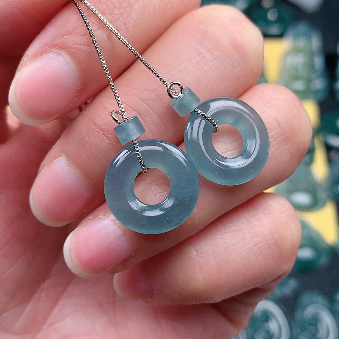 翡翠吊坠(不含链)未镶嵌吊坠