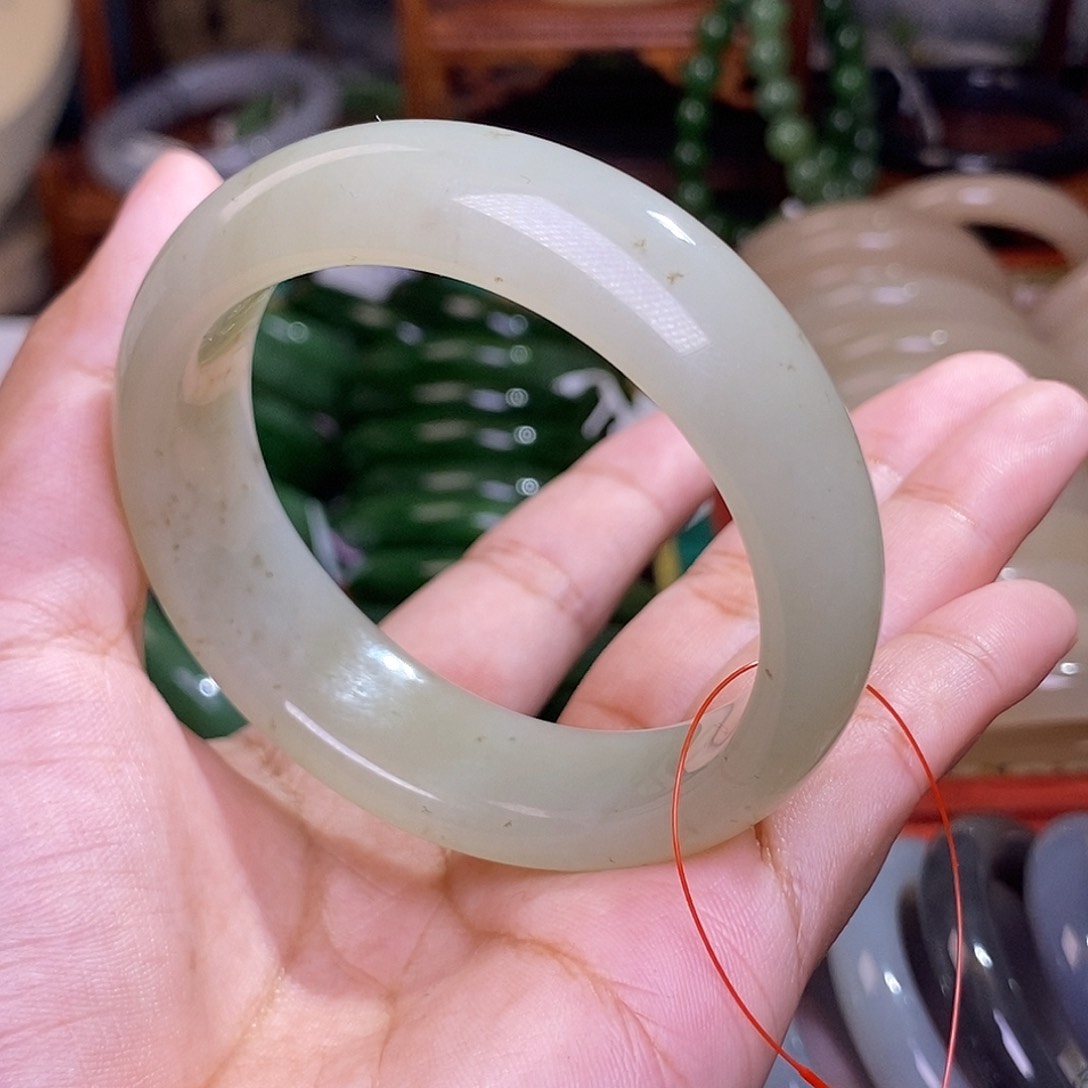 和田玉晴水老料手镯54圈未镶嵌