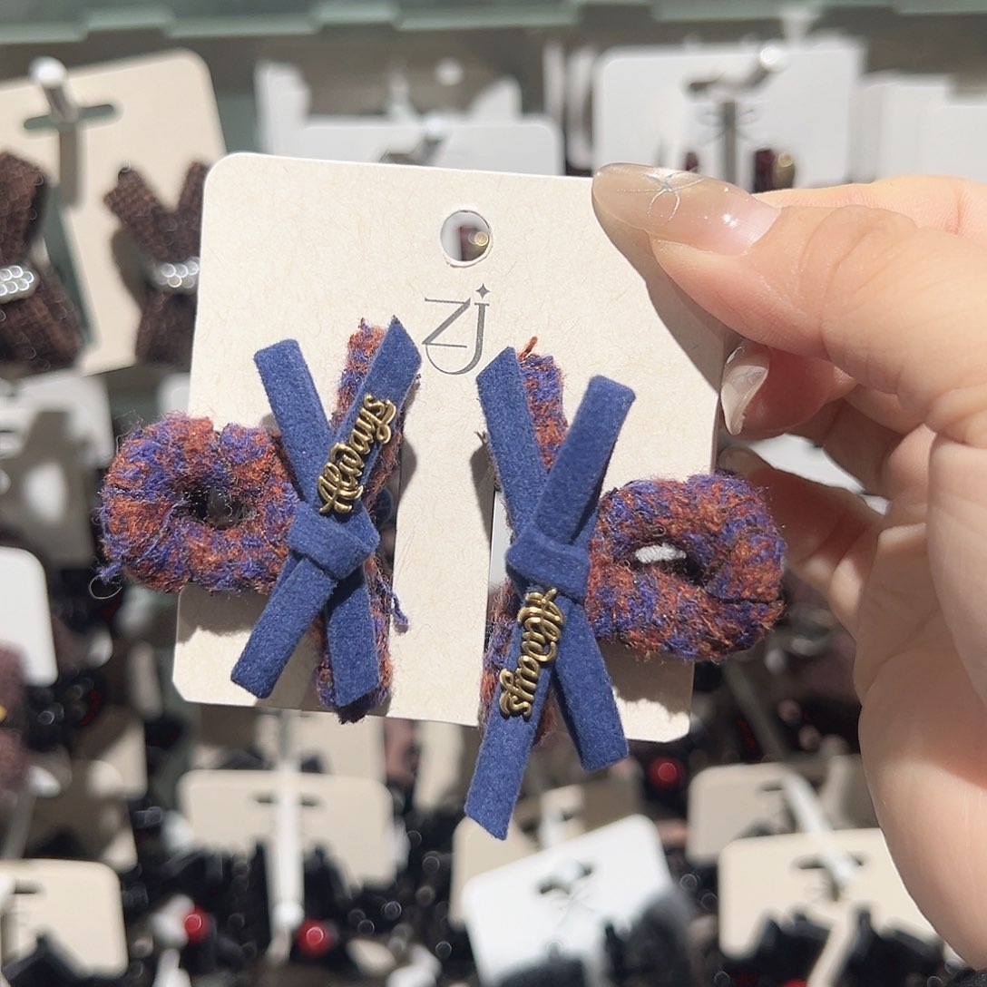 非金属蓝色蝴蝶结刘海抓