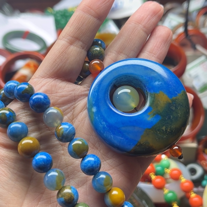 玛瑙/玉髓颈饰未镶嵌