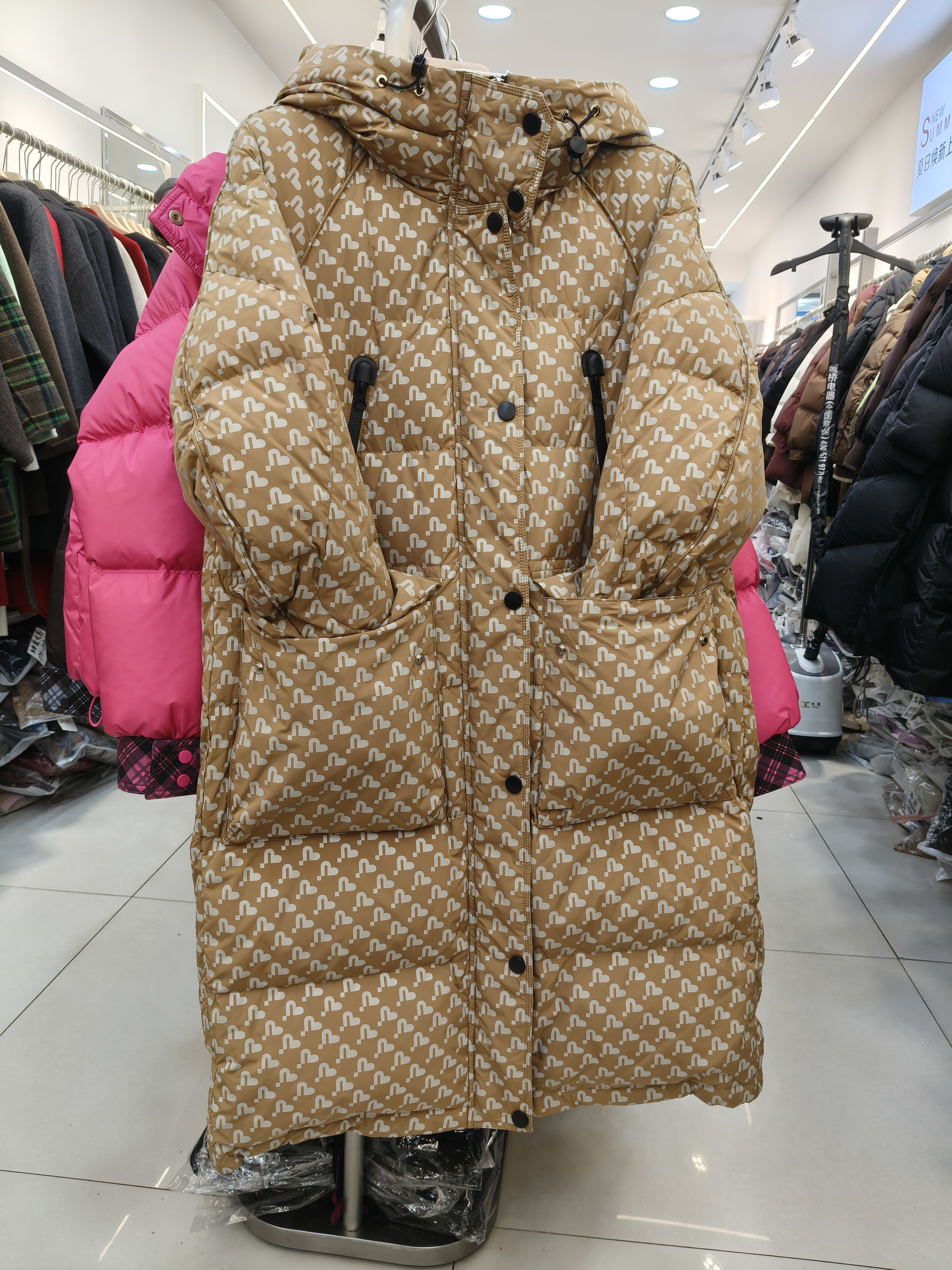 冬季中长款连帽加厚安心绒女韩版过膝保暖时尚云朵