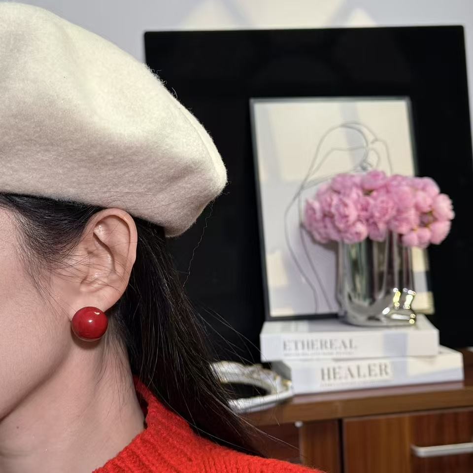 铜合金仿珍珠耳饰 【012红白色】 浅咖色面包珠2厘米左右大小轻奢