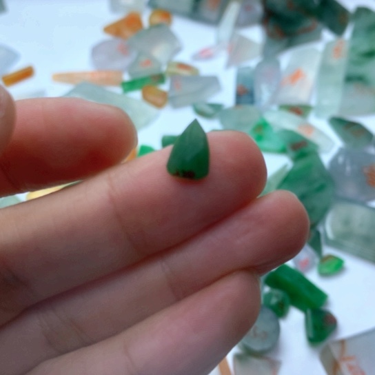 定制翡翠未镶嵌天然缅甸翡翠吊坠挂件