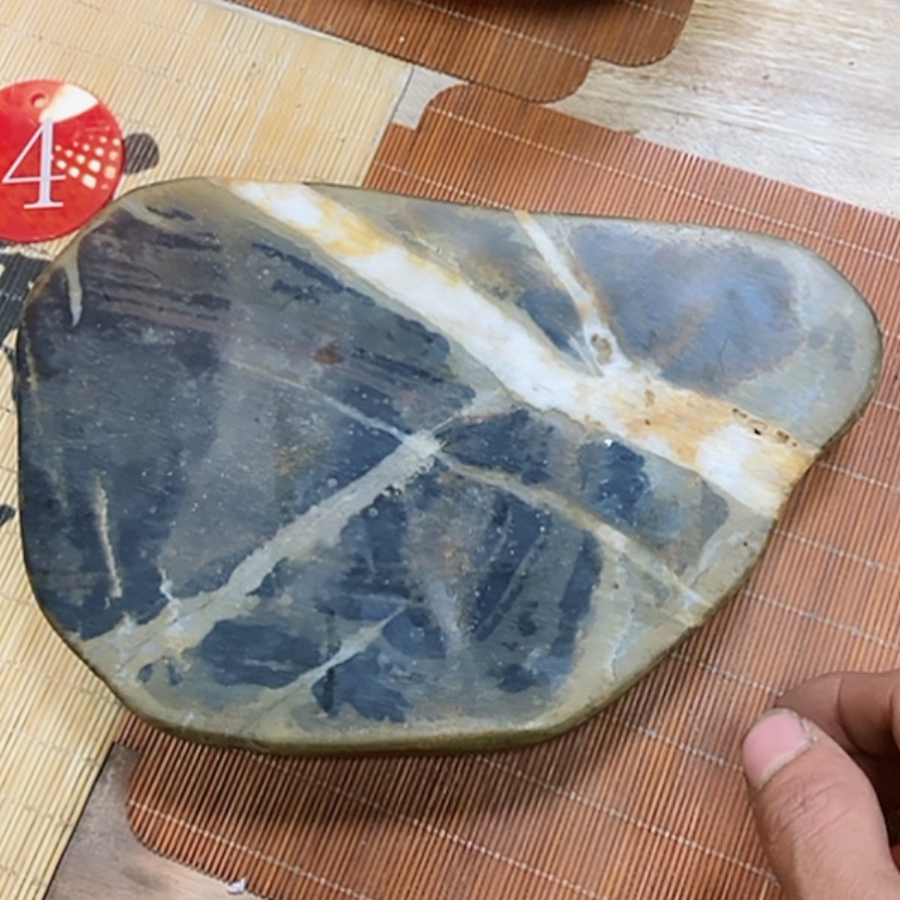 【闪购商品】蘭*王石头石头