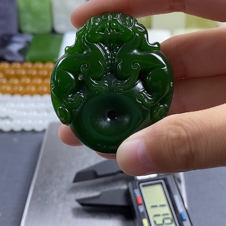 和田玉（糖玉）未镶嵌颈饰
