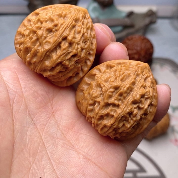 【闪购商品】文玩核桃把件金牛38