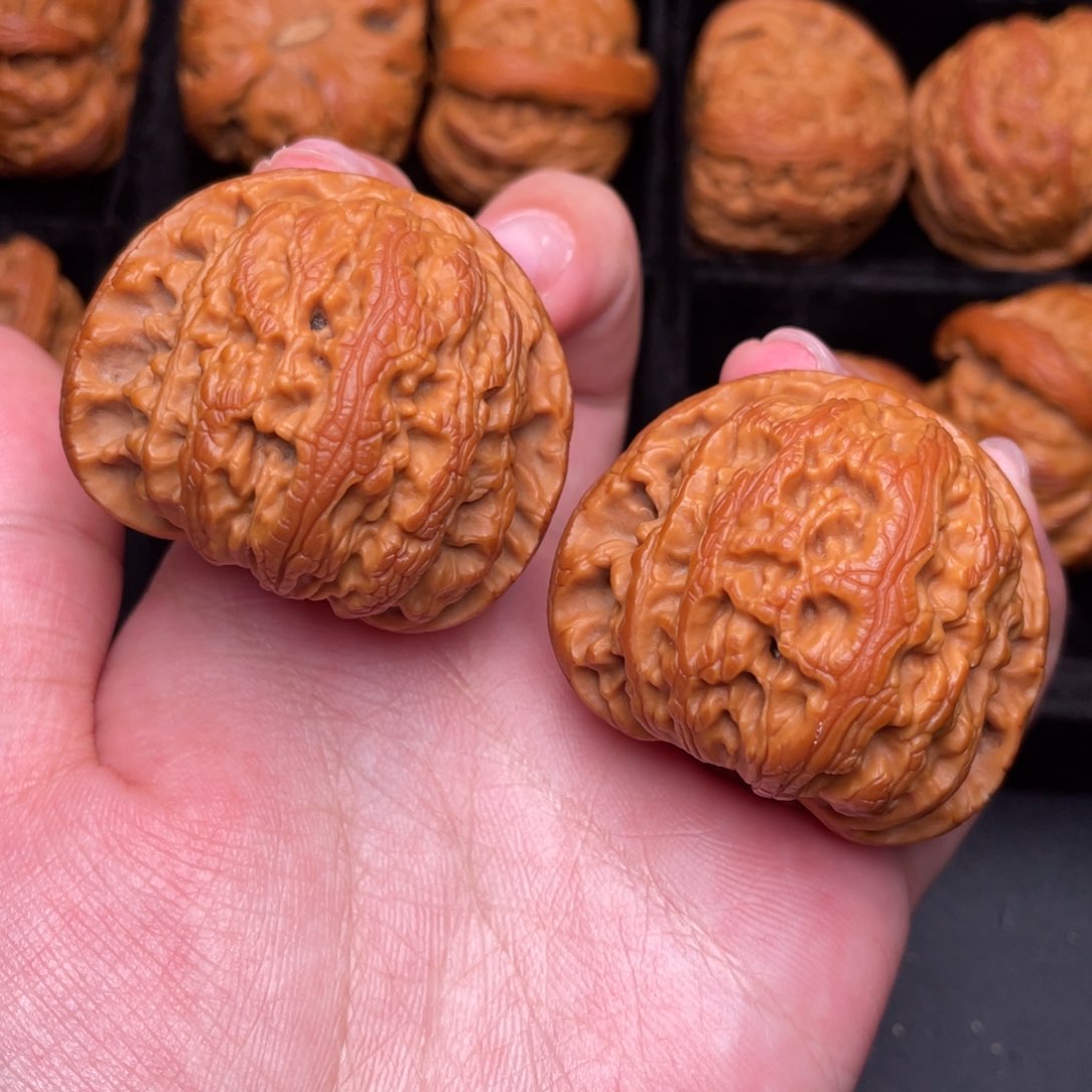 38碧玺（处理）文玩