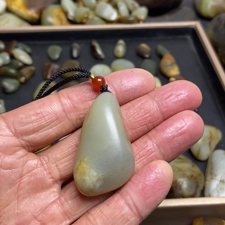 光***头和田玉（糖玉）未镶嵌珠宝奇石