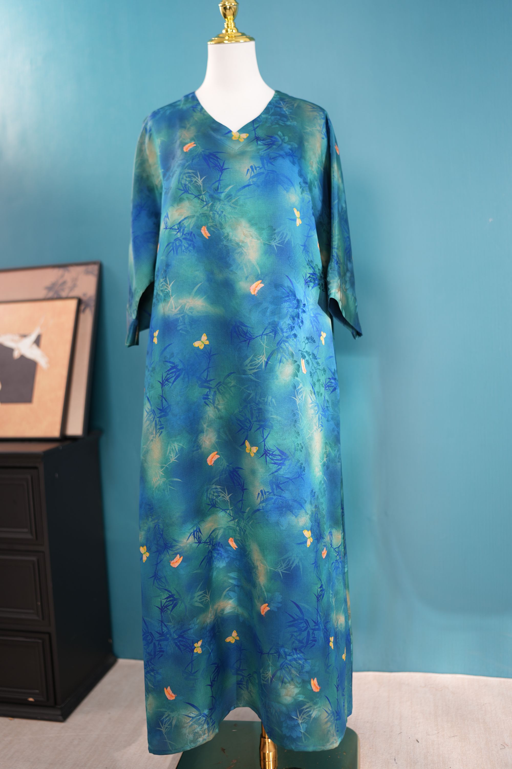 P138.女士v领袍子