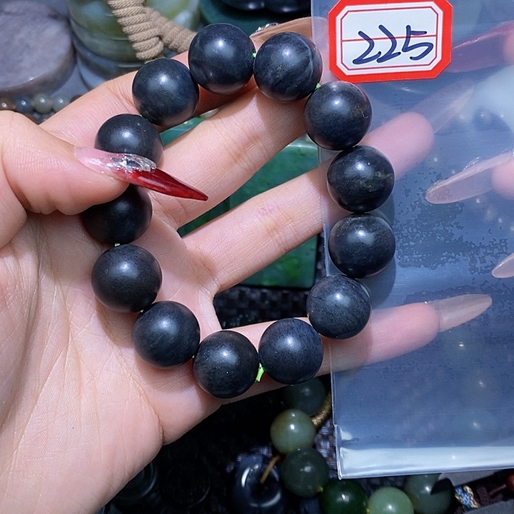 和田玉和田玉边角料随机发未镶嵌