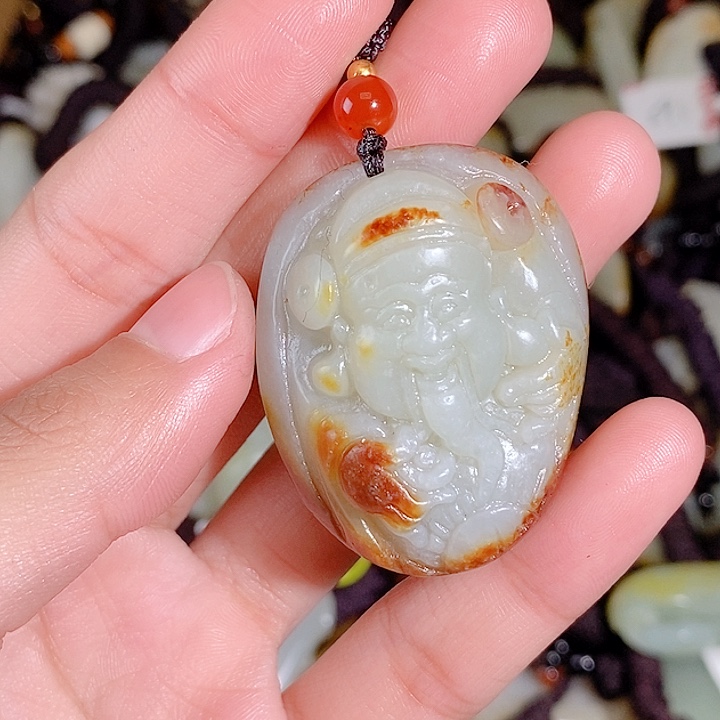 和田玉未镶嵌颈饰