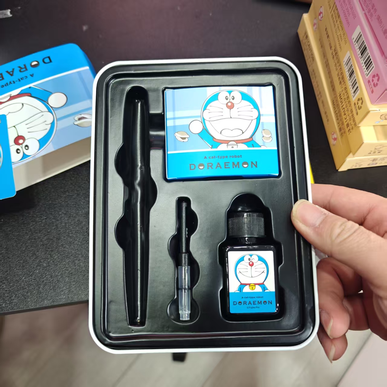 迪士尼钢笔（款式随发）