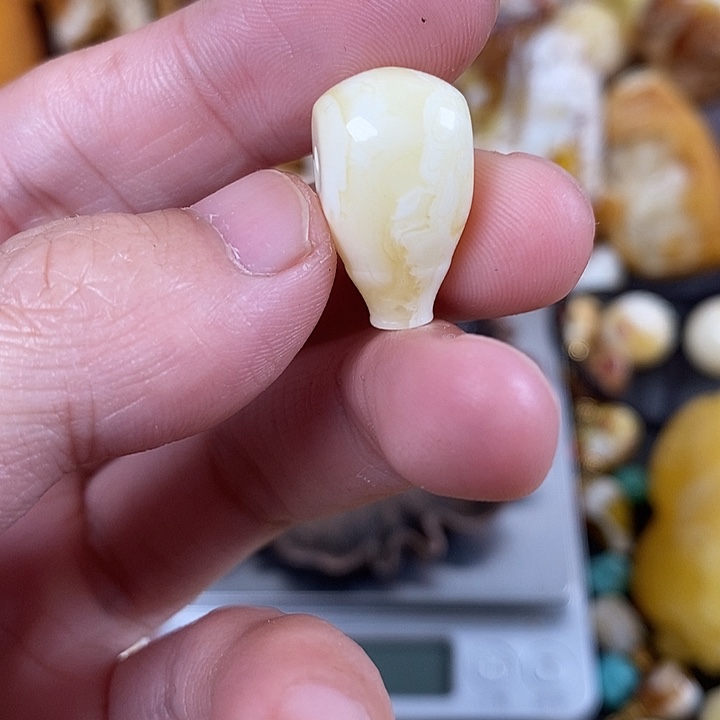 琥珀未镶嵌裸石我