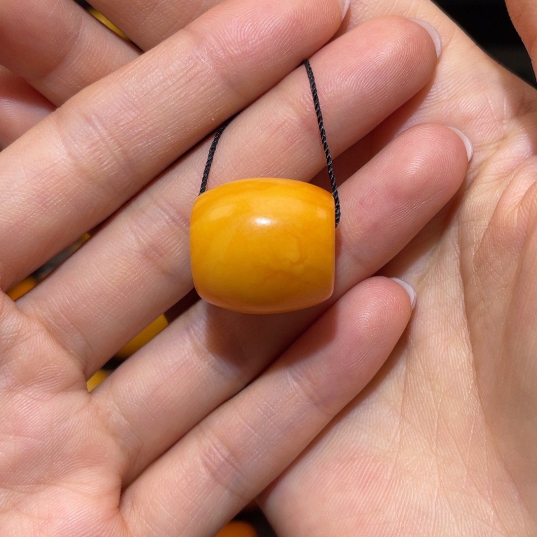 【闪购商品】琥珀裸石未镶嵌桶珠