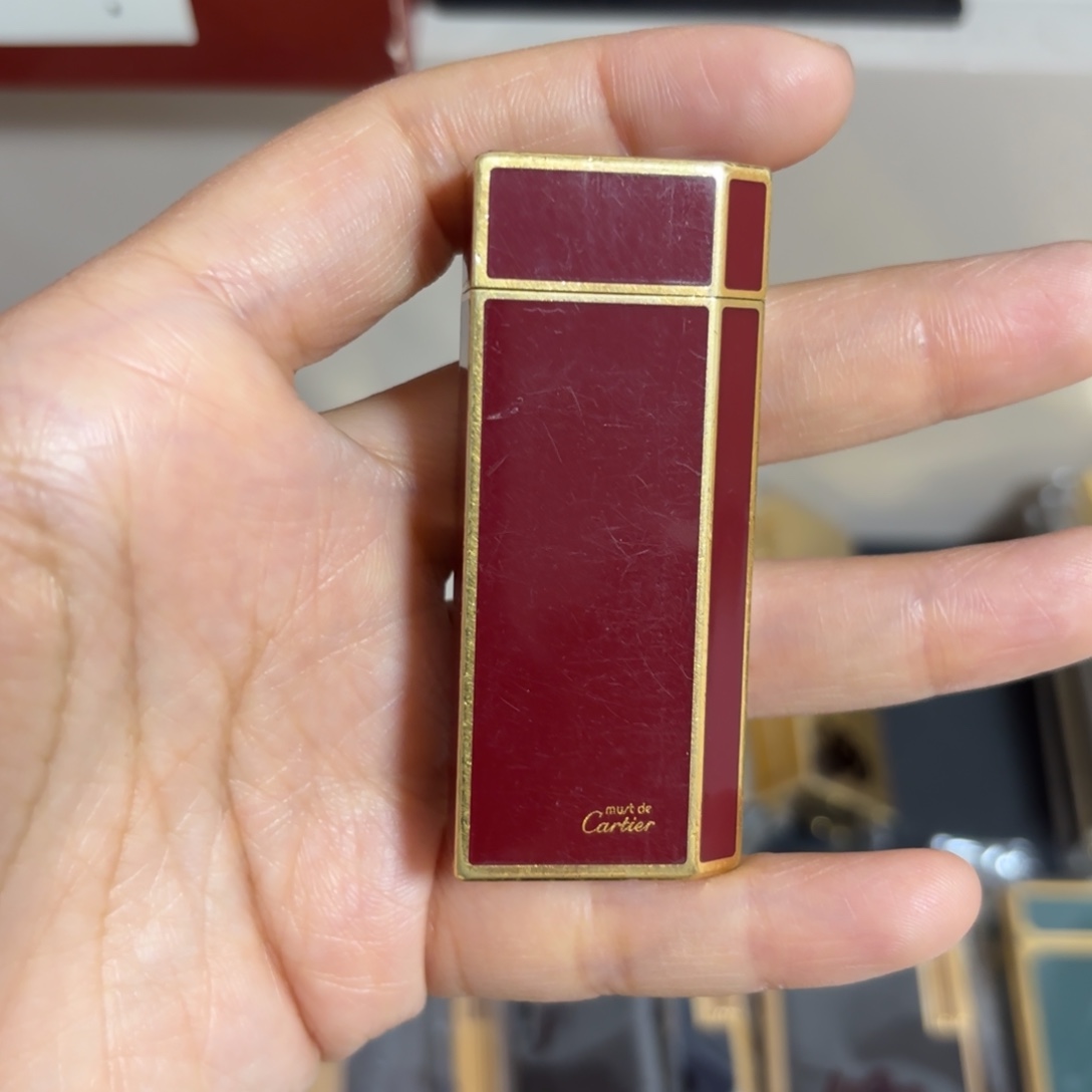 腾***祖都登卡中古打火机