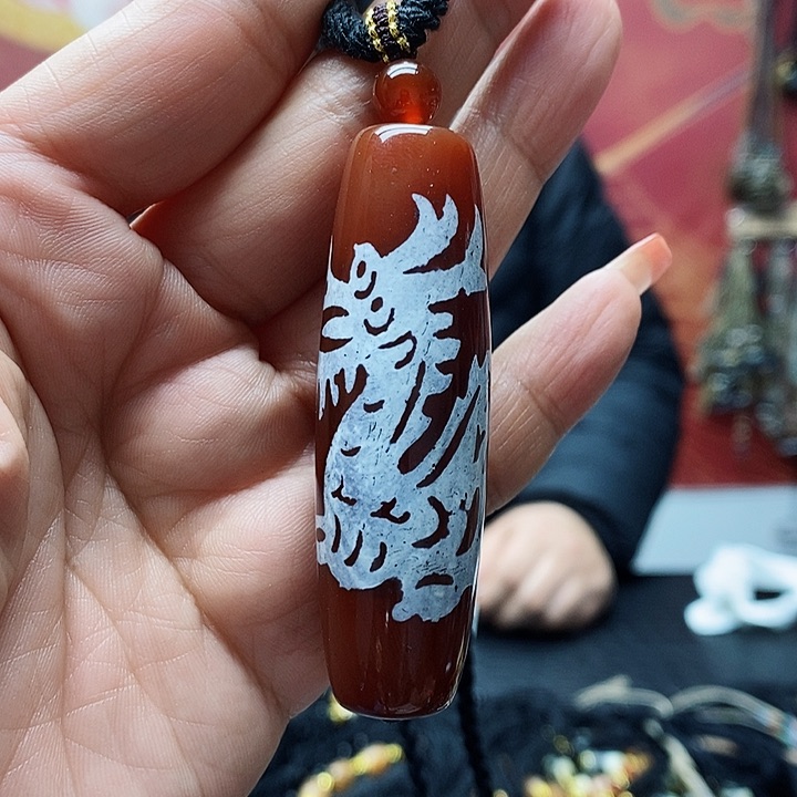 玛瑙/玉髓颈饰合金