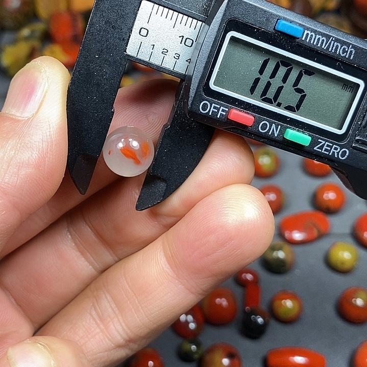 南红玛瑙未镶嵌挂件