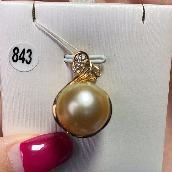 海水珍珠吊坠(不含链)18K金镶嵌