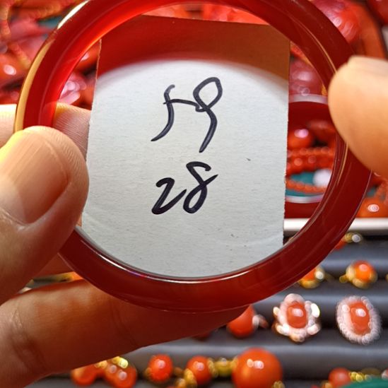 玛瑙/玉髓手镯未镶嵌