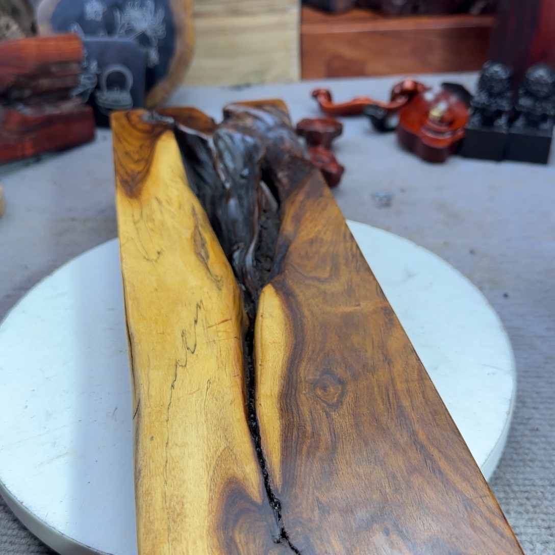 大果紫檀（缅甸花梨）积*