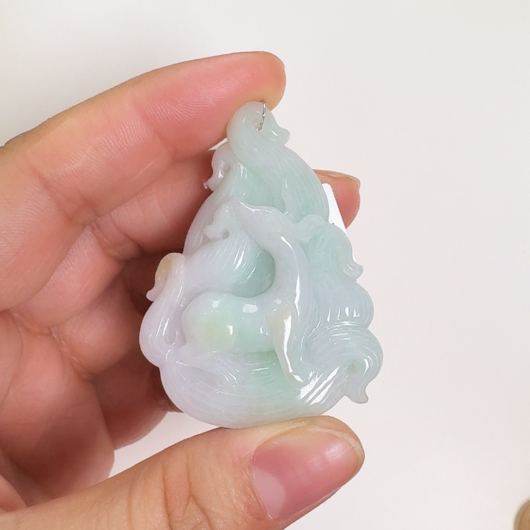 翡翠颈饰未镶嵌九尾