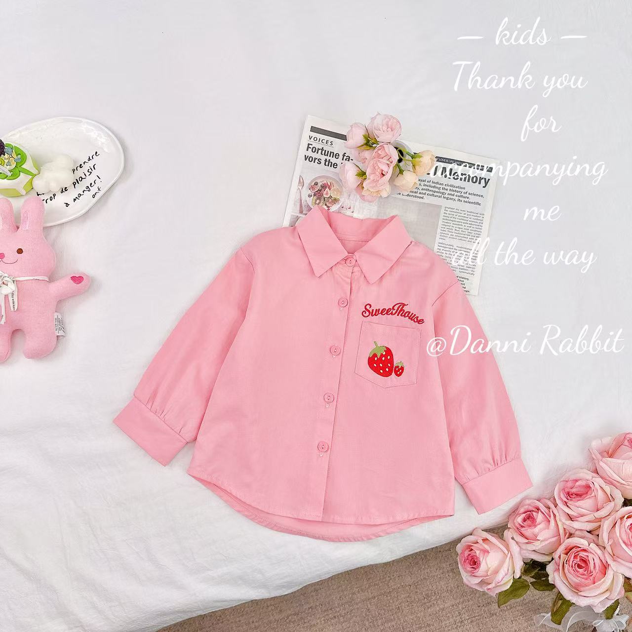 【dannirabbit】*春日好穿+可爱小草莓*女童衬衣 D-W718
