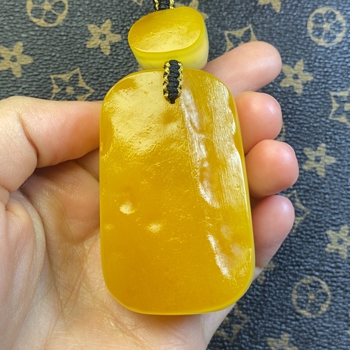 未镶嵌定制琥珀迷**愣琥珀蜜蜡吊坠