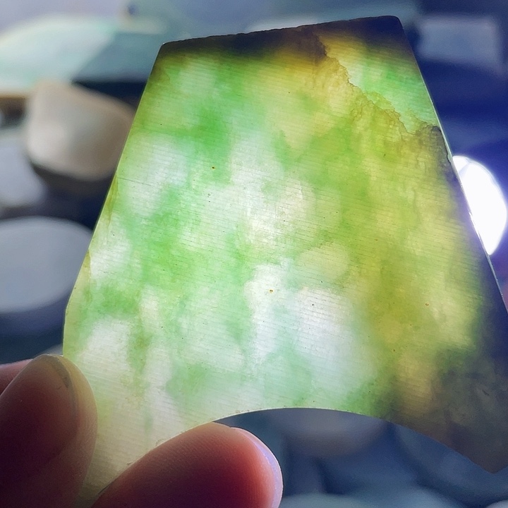 翡翠挂件未镶嵌毛料21