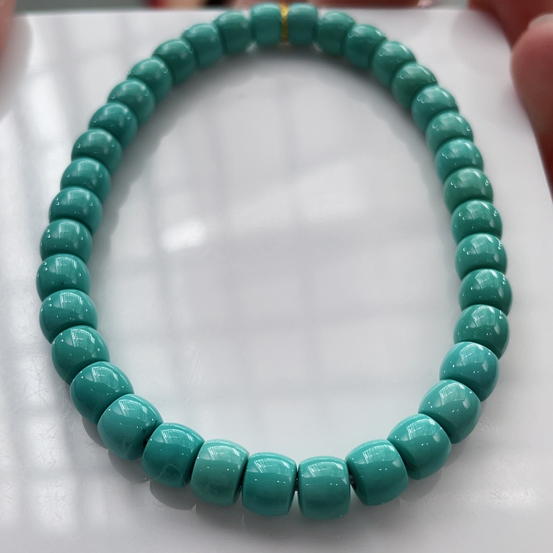 绿松石颈饰未镶嵌