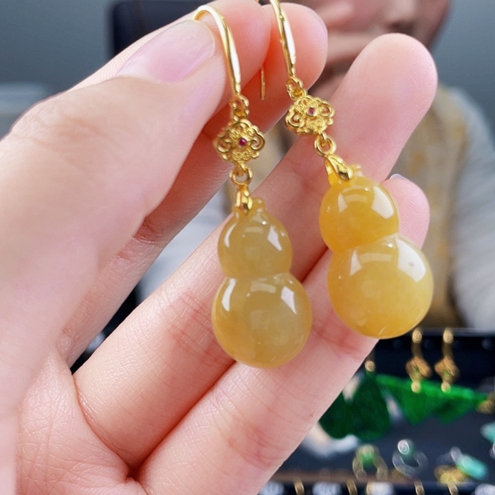 翡翠耳饰未镶嵌饰品