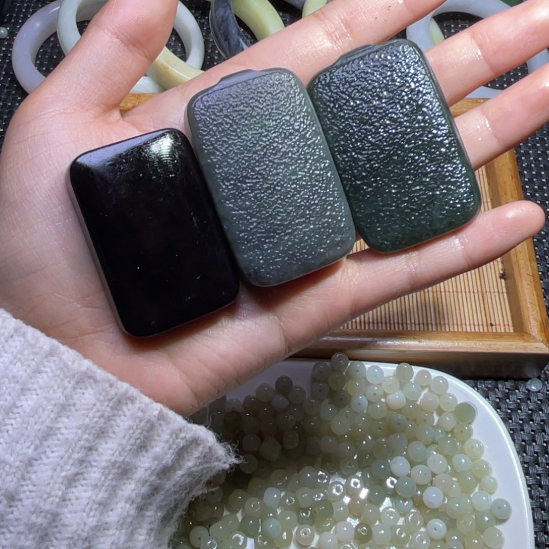 未镶嵌和田玉珠宝半成品一****周