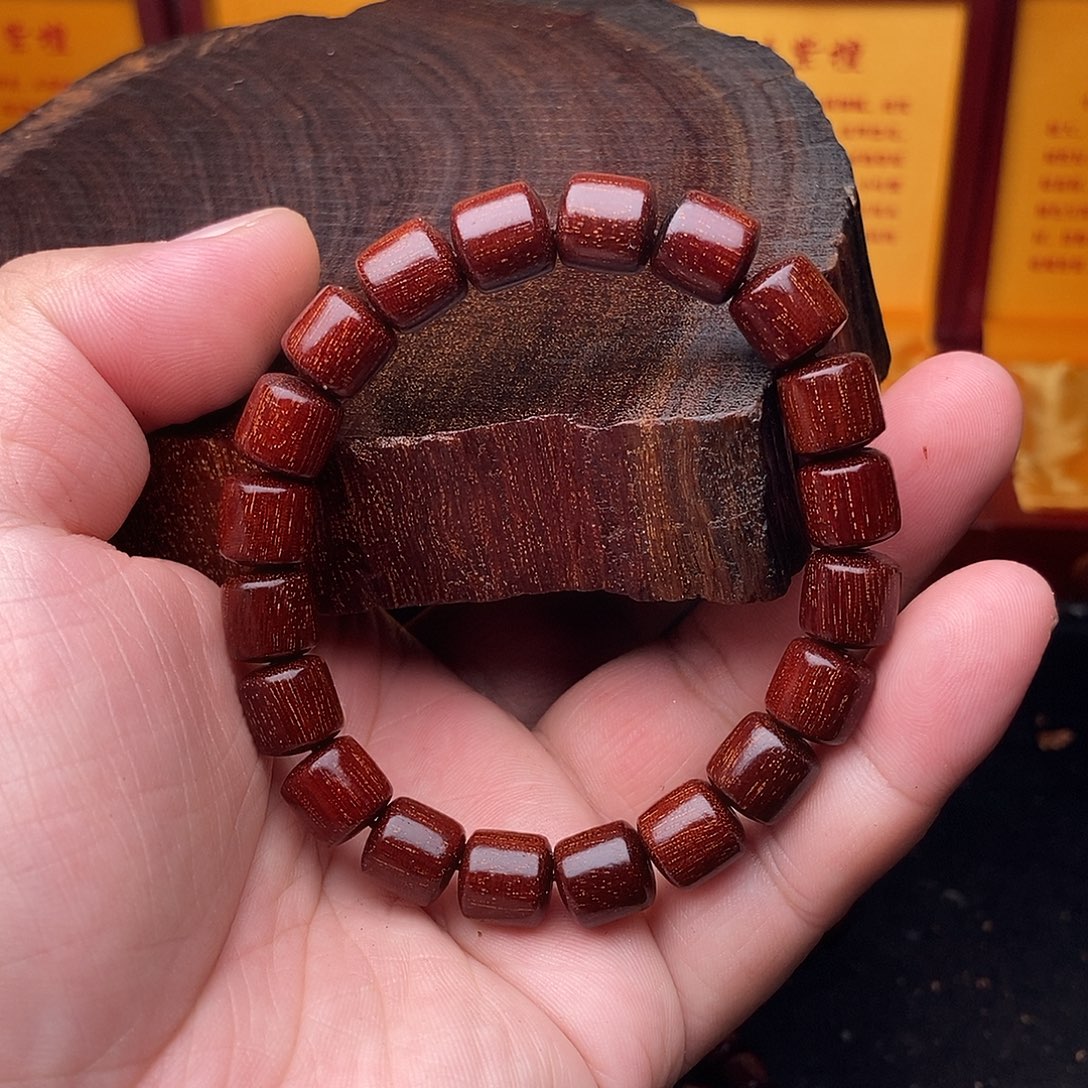 木毕业级别，印尼金星紫檀1.0直切超爆满真金星老料泥料