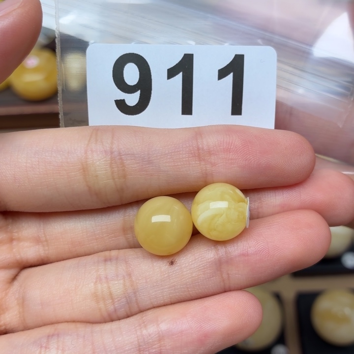 临***蝉蜜蜡未镶嵌裸石蜜蜡微瑕