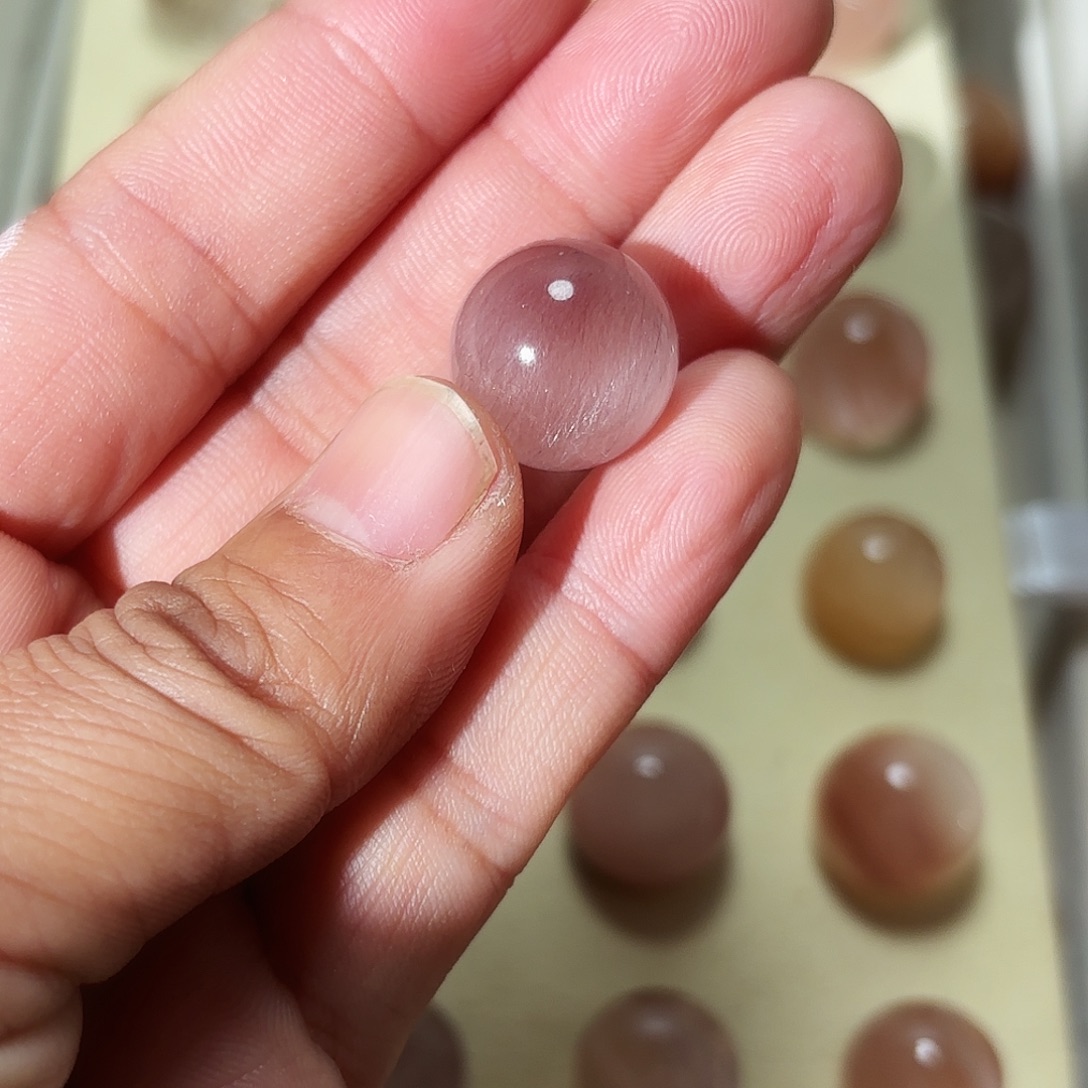 H***I水晶珠宝半成品未镶嵌打孔不退不换