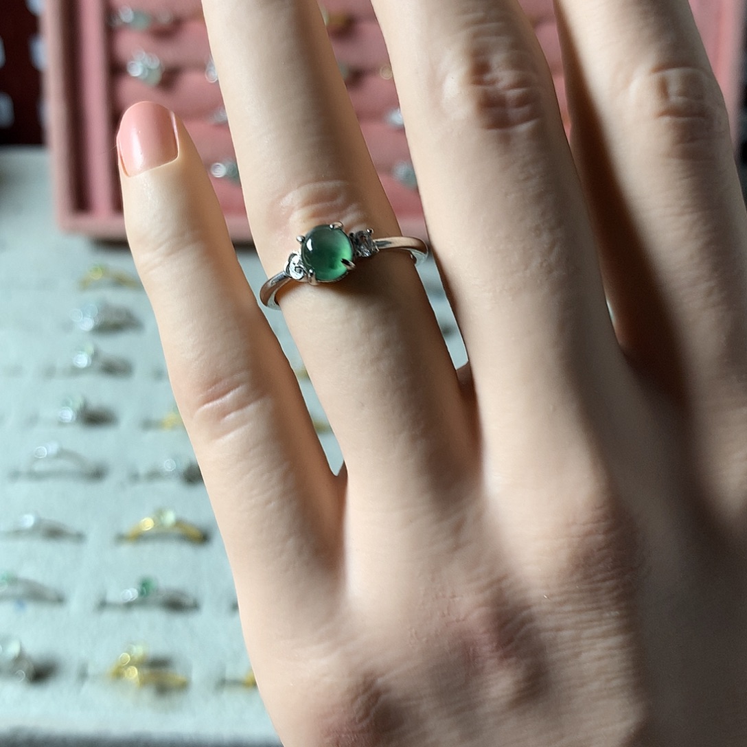 L***y翡翠未镶嵌戒指871