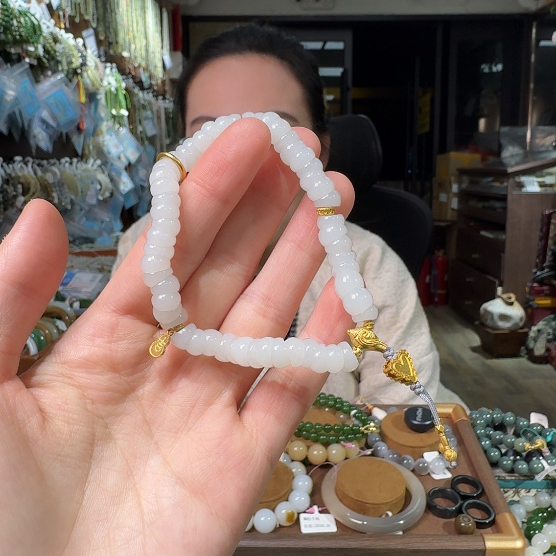 和田玉未镶嵌手链