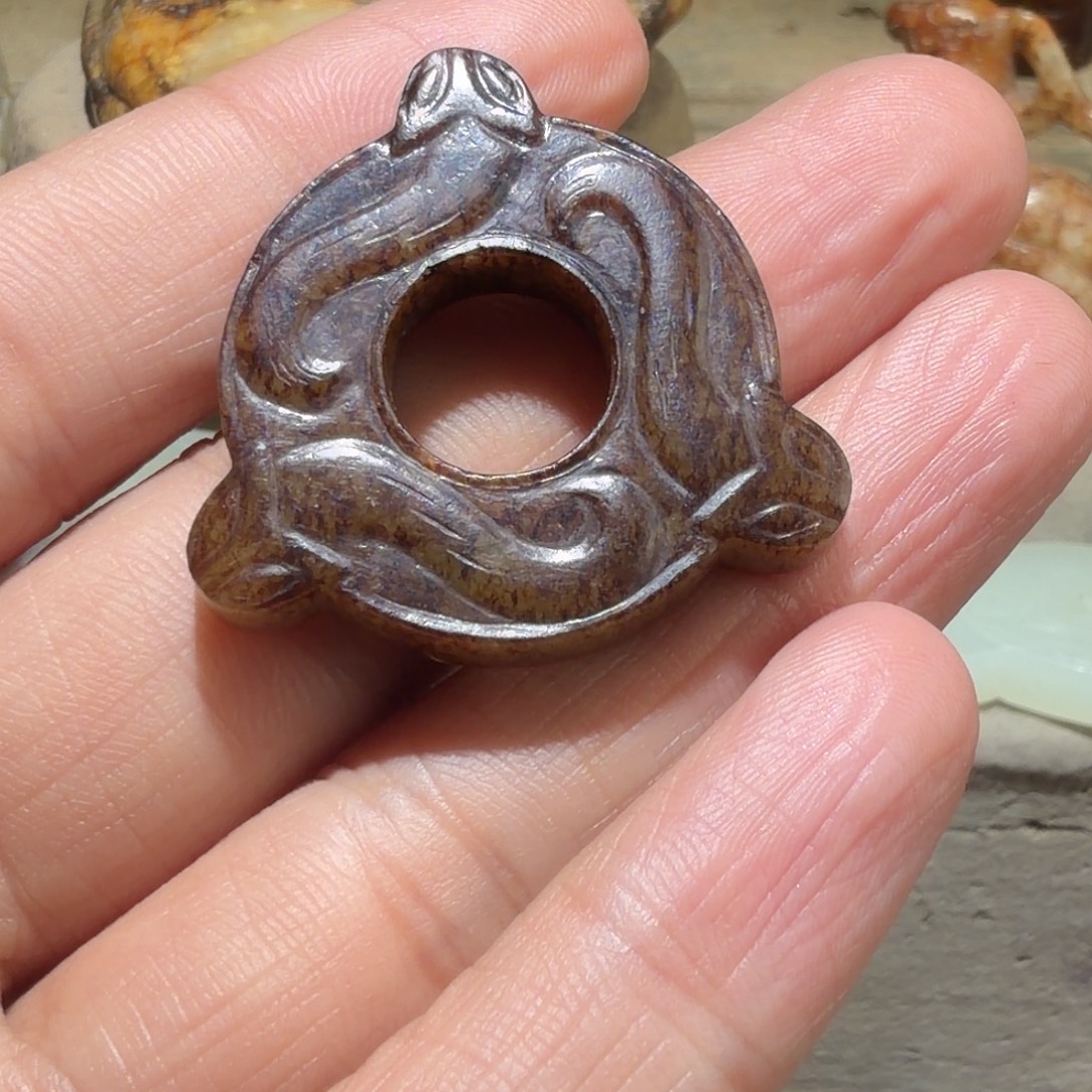 鼎***和田玉未镶嵌挂件