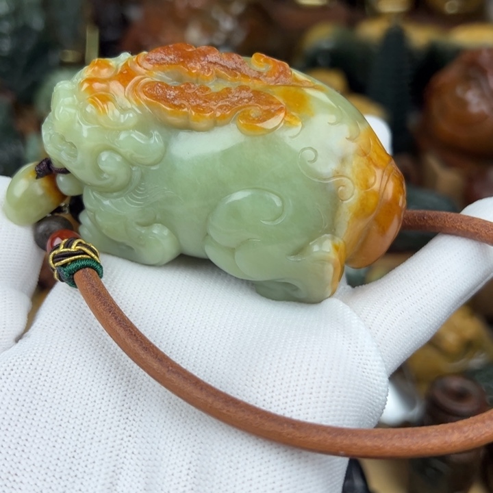 岫岩河磨玉（透闪石质玉）把件未镶嵌