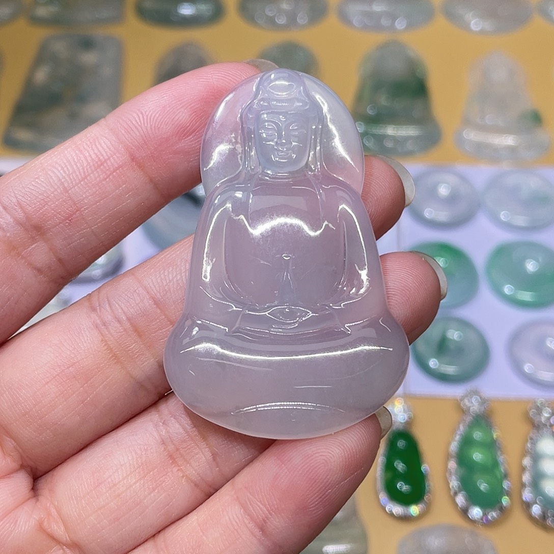 翡翠未镶嵌颈饰素衣