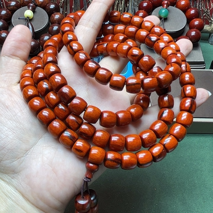 柱***运木小叶紫檀手工艺