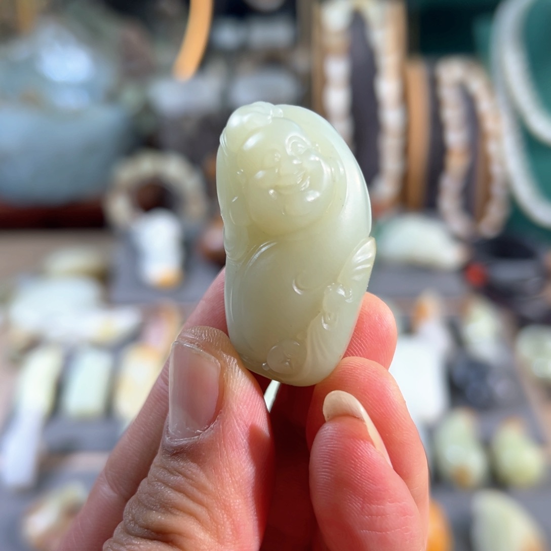 和田玉颈饰未镶嵌