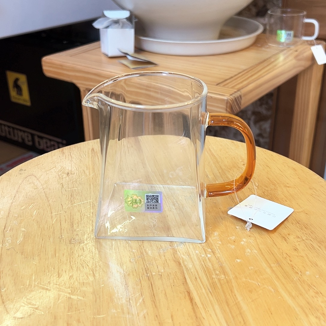 禾器瀚然公道杯琥珀色