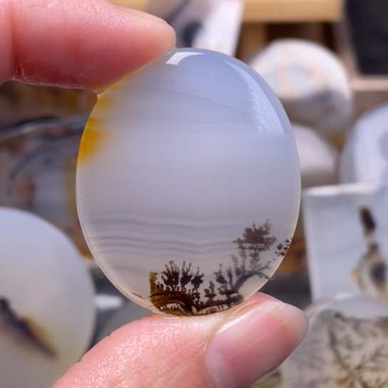 玛瑙/玉髓吊坠(赠链)未镶嵌