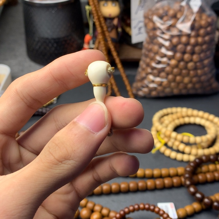 V***m吊坠库克三通配饰