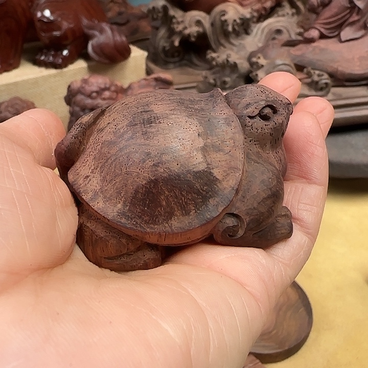 黄花梨/降香黄檀二*哥乌龟把件