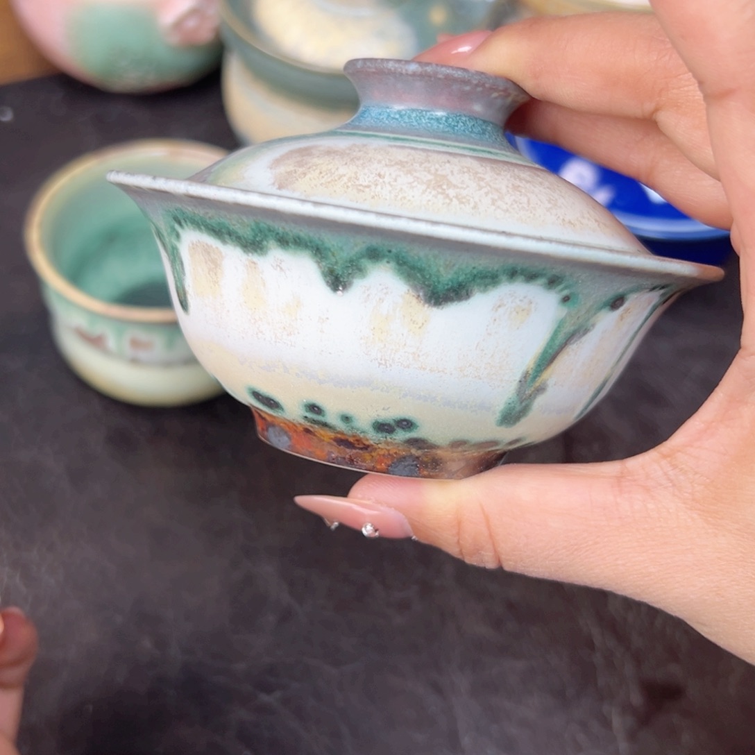 碟，杯杯杯杯杯杯杯杯杯