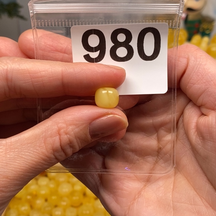 太***宝蜜蜡未镶嵌裸石10