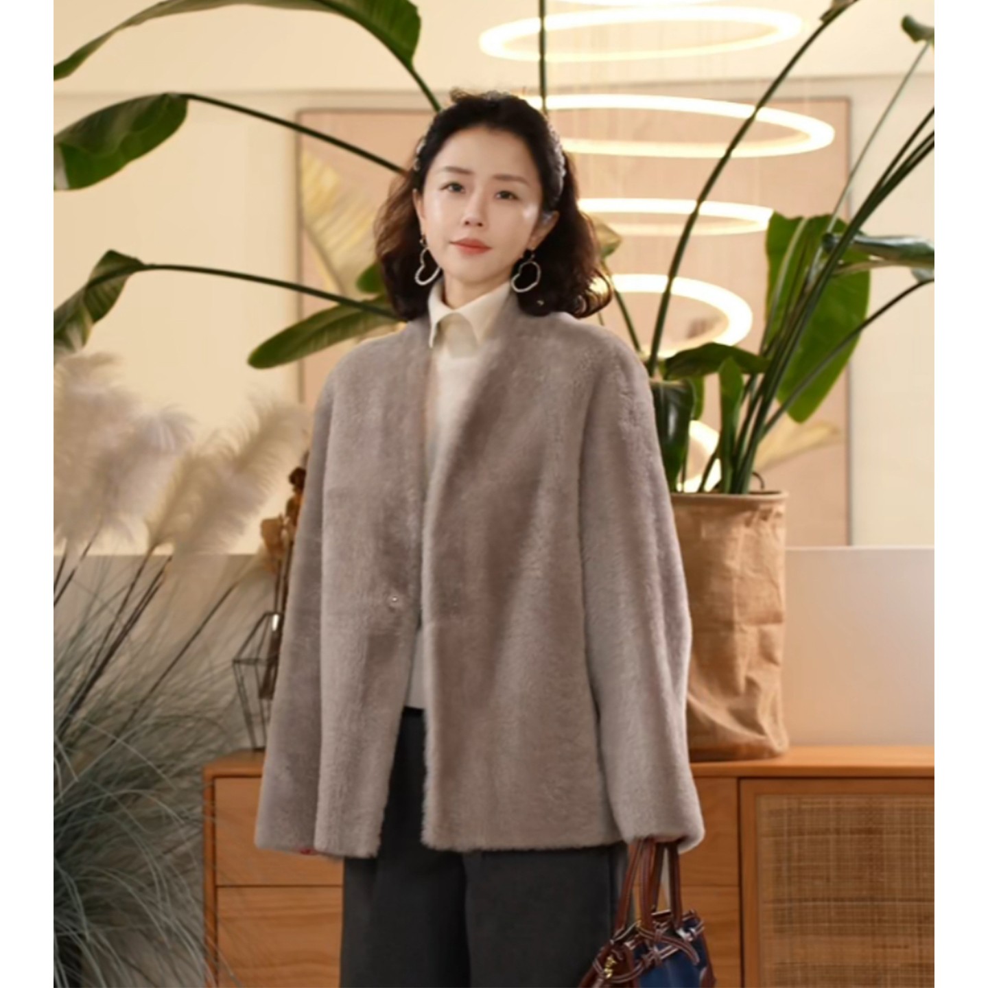 【叭哒不惑】 惦念 小拉贡羊皮毛一体时尚轻奢气质百搭秋冬外套