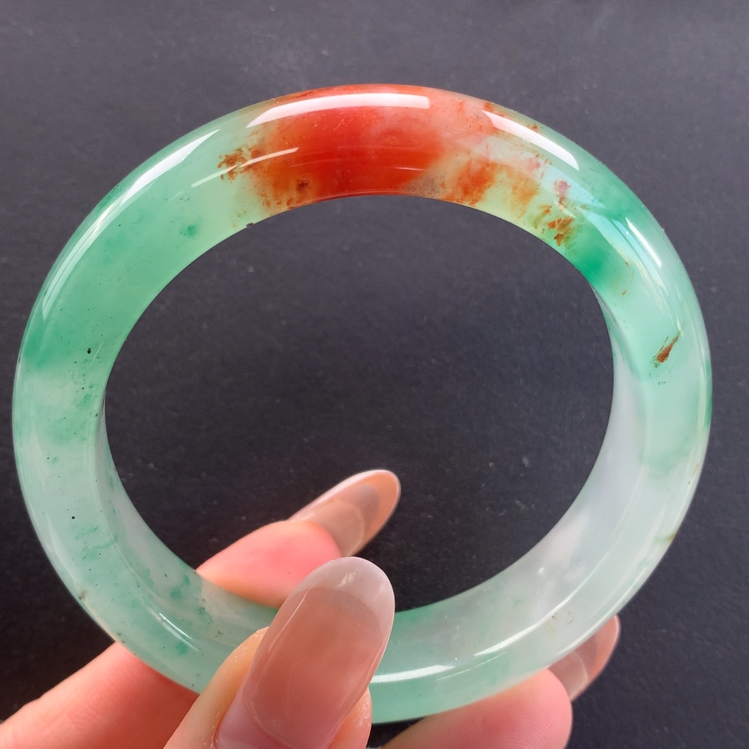 石英质玉未镶嵌手镯