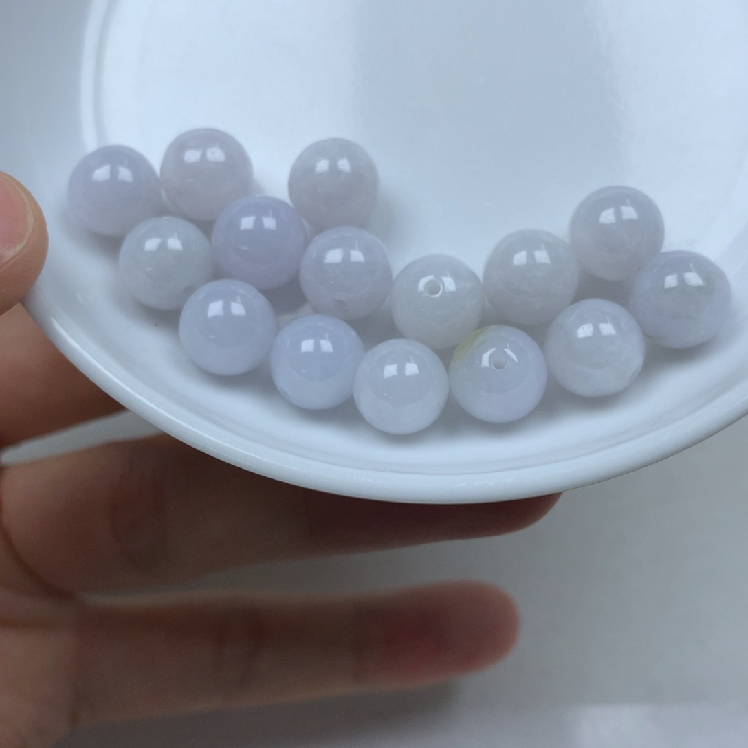 翡翠颈饰未镶嵌卡9➕。整盘。